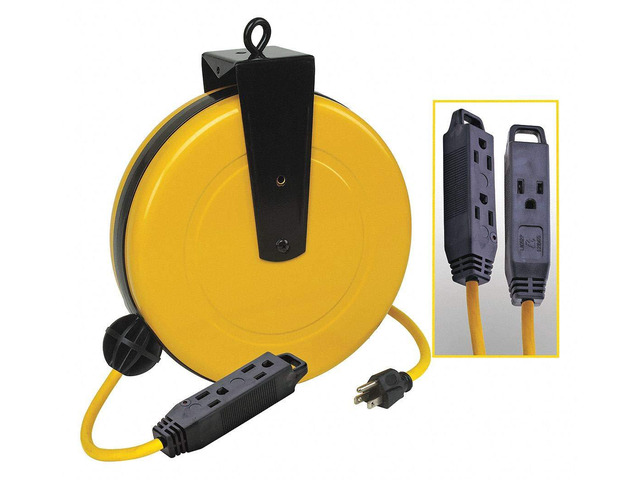 LUMAPRO 125VAC General Purpose Retractable Cord Reel; Number of Outlets: 3, Cord Included: Yes