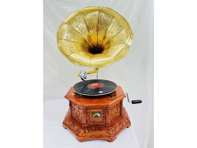 Antique-Looking Replica Gramophone Vintage Gramophone Record Player, Wooden Base with Floral Carvings, Gold Horn Speaker (37X32X75 CM)