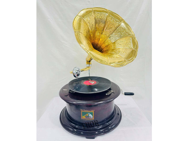 Antique-Looking Replica Gramophone Vintage Gramophone Record Player, Wooden Base with Floral Carvings, Gold Horn Speaker (38X38X68 CM)