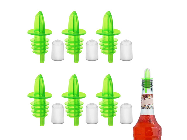 6PCS Plastic Bottle Pourers with Dust Caps for Oil(Green)