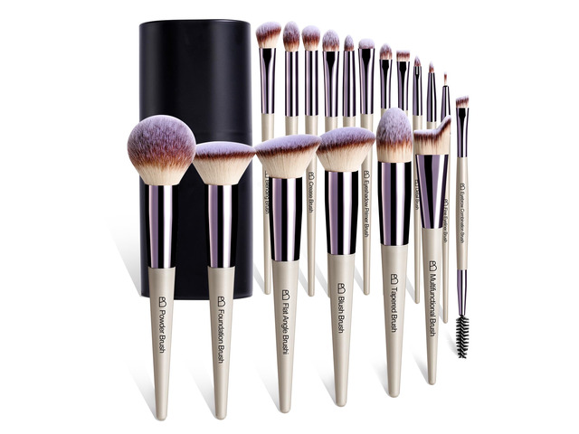 Makeup Brush Set 18 Pcs Professional Foundation Powder Concealers Eyeshadow Blush Synthetic Makeup Brushes with Labeled instruction Black Case...