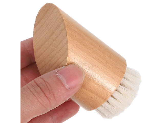 Facial Cleansing Brush with Goat Hair Bristles - Exfoliating Face Scrubber with Beechwood Handle for Deep Pore Cleaning and Blackhead Removal -...