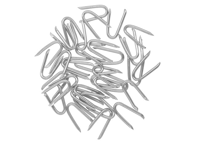 Steel Wire Fencing Staples (200 pcs), Galvanized U-Shaped Fasteners Nails for Wire Mesh and Woven Fencing