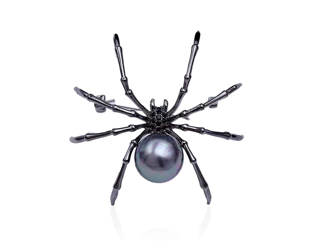 Spider Brooch Pins for Women and Men Witch Jewelry Halloween Pin Accessories (Black)