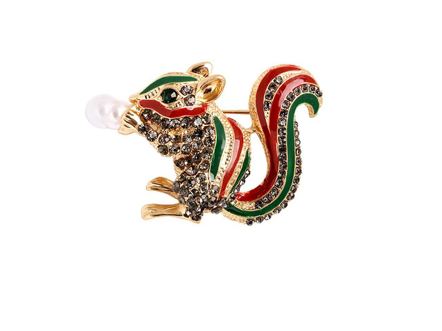 Cute Squirrel Brooch Pin Colorful Enamel Crystal Squirrel Animal Brooch Collection Accessories Unique Gifts for Women Teen Girls (Red)