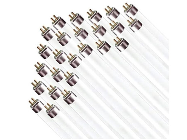 F32T8/SP865 T8 Fluorescent Light Bulbs 48 Inch, 32W 6500K Daylight, G13 Medium Bi-Pin Base, 4FT Commercial Ceiling Light Replacement for Garage,...