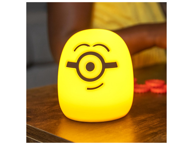 Squish'ems Minions Night Light for Kids, Soft Silicone Dimmable Kids Bedside Lamp, Light for Kids Room, Bedroom, and Playroom, USB Powered with AAA...