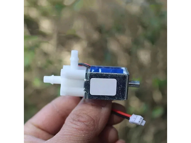 Generic for DC 6V 2-Position 3-Way Micro Electric Solenoid Air Valve Mini Water Flow Control Valve Air Release Valve DIY Monitor Watering