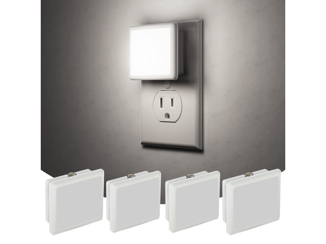 LED Night Light, Night Light Plug into Wall with Light Sensors 5000K Daylight, [4 Pack] Small Nightlight for Kids Bathroom,Hallway,Dinning Room,...