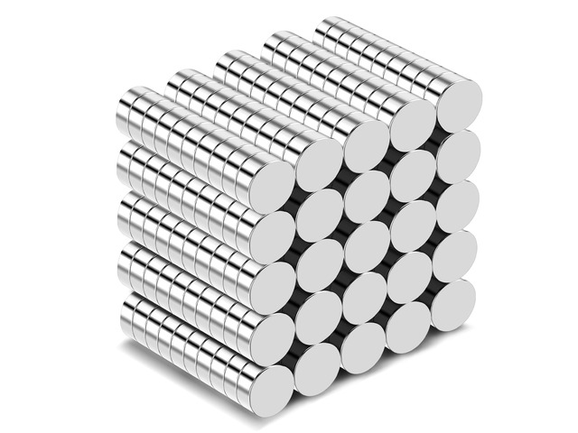 Small Neodymium Magnets, 260 Pcs 6x2mm Tiny Rare Earth Magnets for Whiteboard, Small Round Disc for Fridge, Crafts, Science, Office, DIY, Kitchen