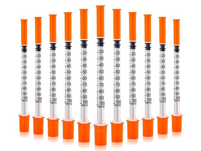 U-100 Syringe with Needle 31Ga 1cc 5/16'(8mm)- Pack of 100 Pcs