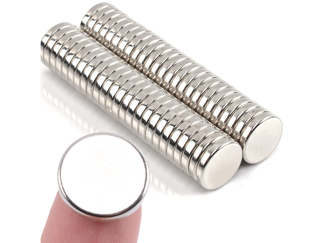50 Pcs Super Strong Neodymium Magnets Disc, 15 x 3 mm Decorative Round Fridge Rare Earth Magnets, Fun Small Refrigerator Magnets for Whiteboard,...