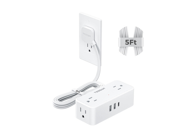 Extension Cord 5 FT, Power Strip with 900J Surge Protection, White 4 AC Outlets 1 USB C and 2 USB A Ports, Flat Plug, Multiple Wall Outlet Extender...