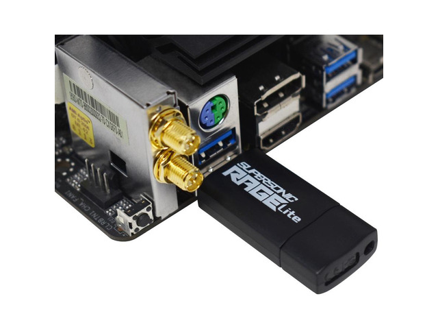 Patriot Supersonic Rage Lite USB 3.2 Gen 1 Flash Drive - 32GB - PEF32GRLB32U