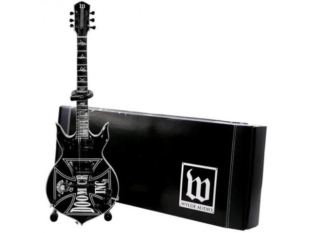 Axe Heaven Zakk Wylde Doom Crew Inc. Heathen Grail Mini Guitar Replica Collectible ZW-097