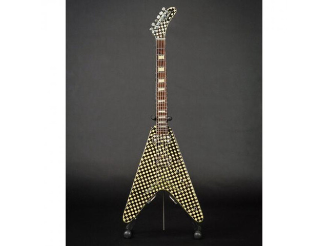 Axe Heaven Rick Nielsen Checkered V Mini Guitar Replica Collectible RN-502