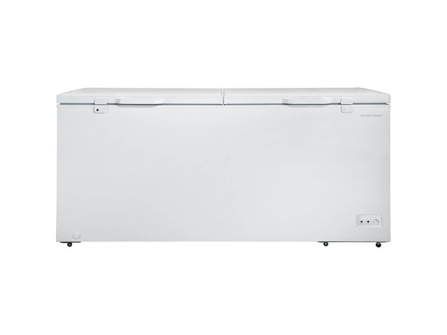 Hamilton Beach HBFRF2129WHT 21 Cu. Ft. White Double Door Garage Ready Chest Freezer