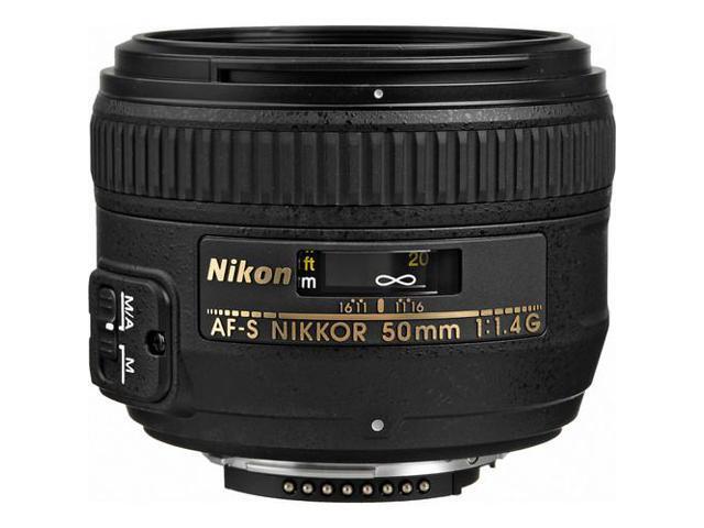 Nikon AF-S NIKKOR 50mm f/1.4G Lens (INTL Model) with Padded Case and Filters