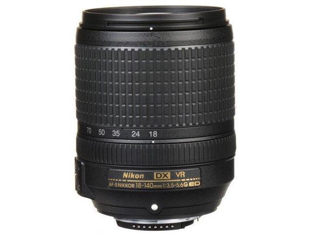 NIKON 18-140MM F/3.5-5.6G ED AF-S DX VR Lens with Corel Mac Photo Essentials Software Kit - Includes Corel AfterShot, Co