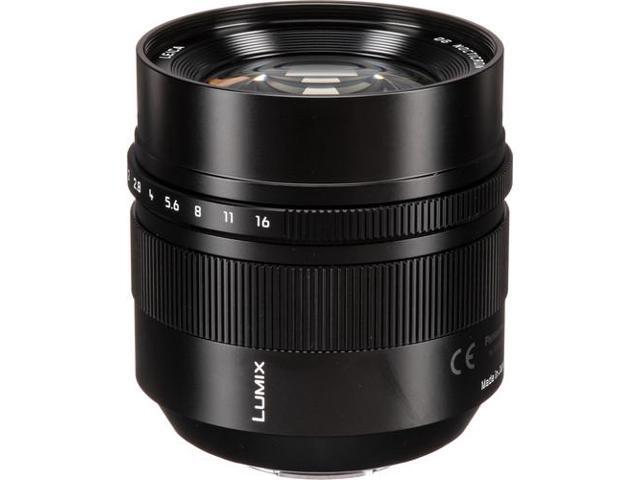 Panasonic Leica DG Nocticron 42.5mm f1.2 Lens Bundle with 67mm Filter Kits