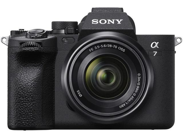 Sony - Alpha 7 IV Full-frame Mirrorless Interchangeable Lens Camera with SEL2870 Lens - Black - image 12