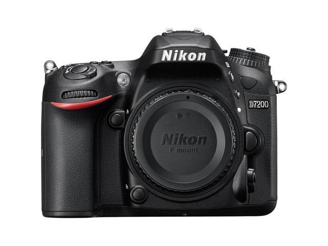 Nikon D7200 24.2 MP DX-Format Digital SLR Camera (1554) Bundle