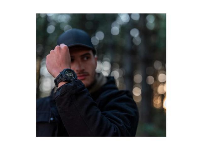 Garmin - Instinct 3 AMOLED GPS Smartwatch 50 mm Fiber-reinforced Polymer Tactical Edition - Black - (2025) - image 4