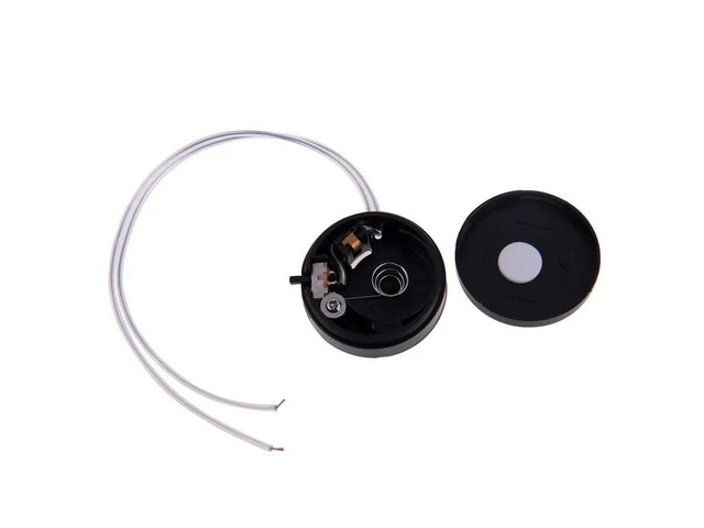 2 x CR2032 Coin Button Cell Battery Holder Case With ON/OFF Switch Leads Battery