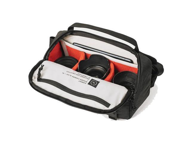moment rugged and waterproof camera sling for mirrorless and dslr cameras - 6l in black