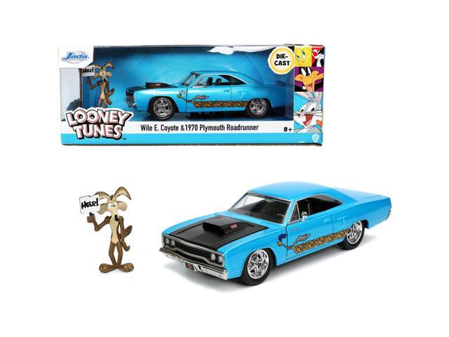 1970 Plymouth 440-6BBL RoadRunner Light Blue Met. & Wile E. Coyote Diecast Figure 'Looney Tunes' 1/24 Diecast Model Car by Jada
