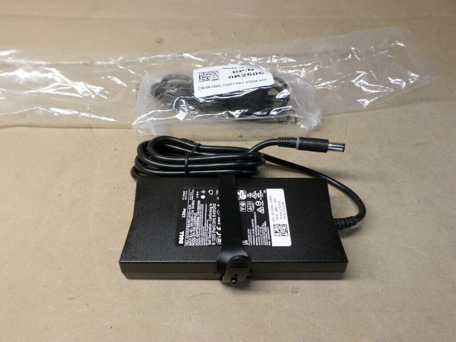 Genuine DELL 130W PA-4E AC Adapter DA130PE1-00 LA130PM121 JU012 VJCH5 WRHKW