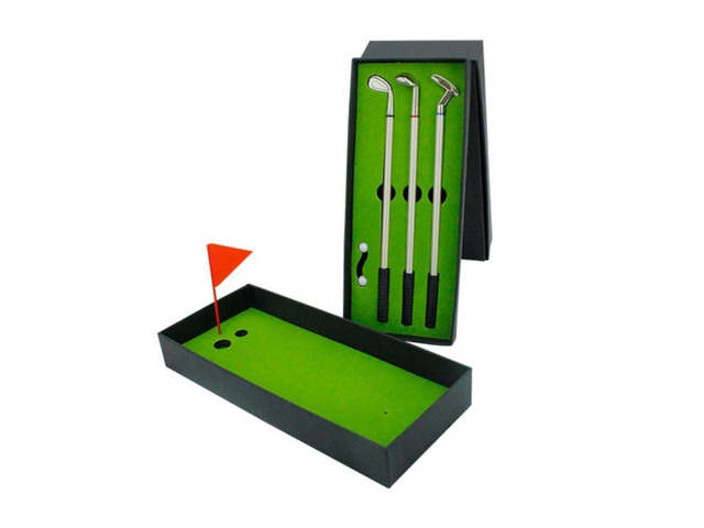 Golf Balls Pen Gift Set with Flag, 3pcs Golf Clubs Pens and 2pcs Balls for Mens