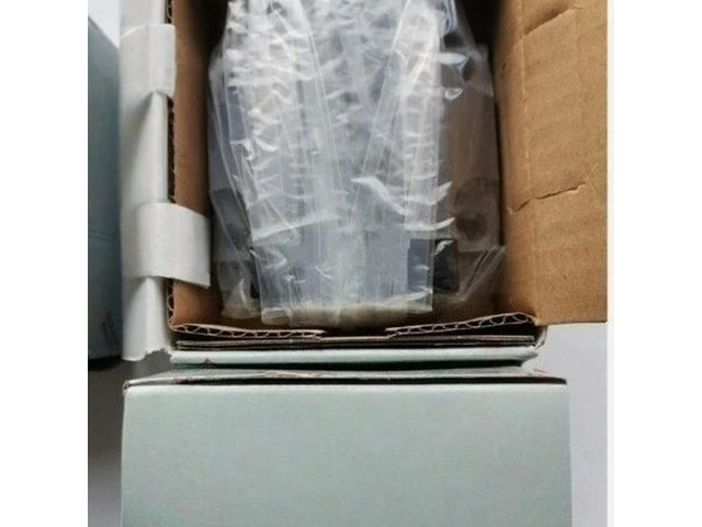 FOR 1PCS Rail slider R165171420