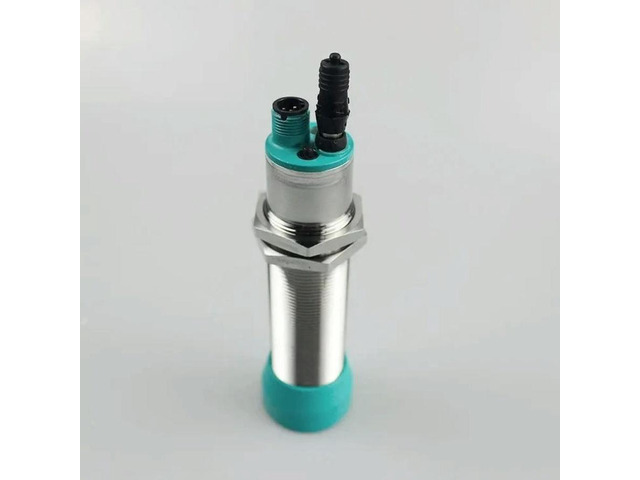 FOR 1PCS UC4000-30GM-IUR2-V15