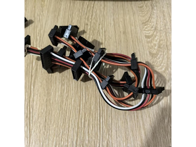 FOR 1pcs T110 Server SATA Power Cable, 2 to 4 U541R