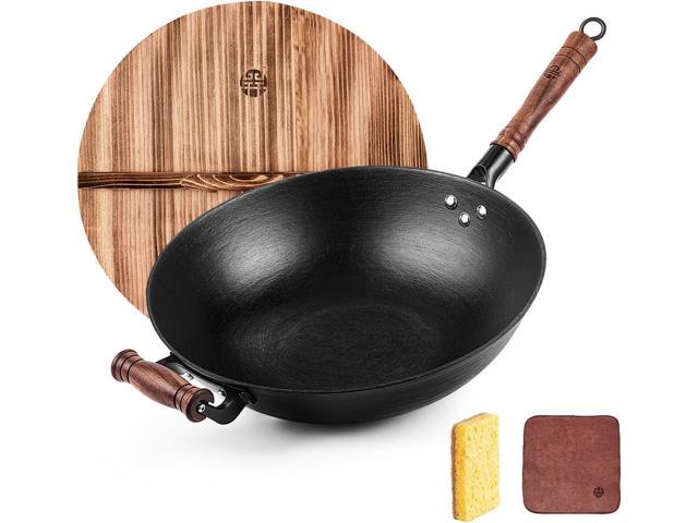 WANGYUANJI Cast Iron Wok Pan 14.2 inch Large Wok Stir Fry Pan Flat Bottom Wok with Lid and Wood Handle, Suitable for All Cooktops, Uncoated Craft.