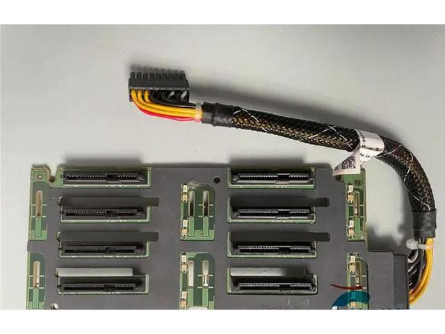 MX827 0MX827 PowerEdge R710 8-Bay SAS / SATA Hard Drive Back Plane Board