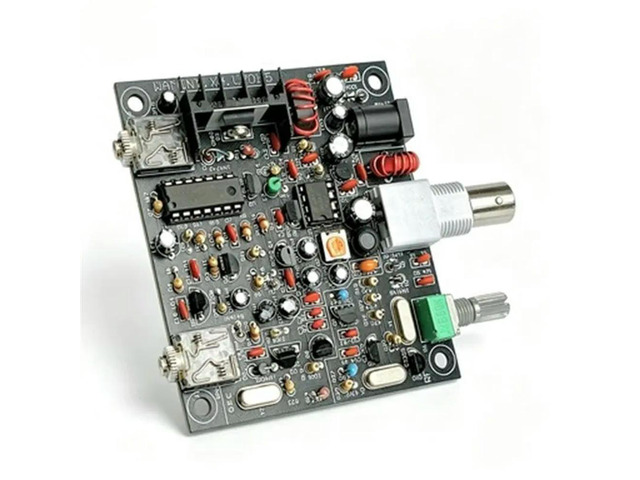 High Sensitivity Shortwave Radio 40M Band CW 7.023Mhz 3W Power Zero Intermediate Frequency Architecture DIY Kit