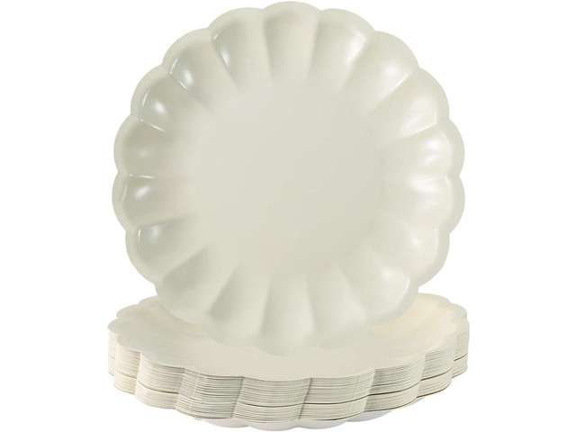 BHHQHH 50Pcs Disposable Scalloped Paper Plates Shell Edge Dinner Paper Plates for Wedding Baby Shower Birthday Party Bridal Party Supplies(9 Inch)