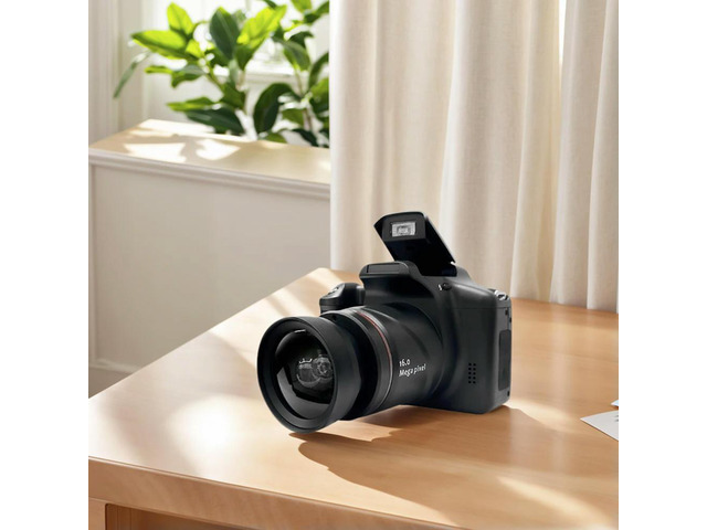 16MP Vlogging Camera with 2.4 Inch LCD Screen Camcorder 16X Digital Zoom Video Recorder for Photography