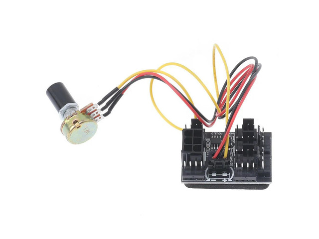 Chassis Fan PWM HUB Speed Controller High Power 1 to 8 Adapter 3PIN/4PIN Desktop Computer Cool Fan Splitter with Rotary Switch