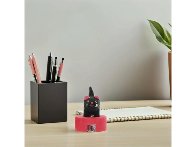 2Pcs Black Cat Pencil Sharpener Wooden Cute Manual Sharpener for Classroom Rewards School Supplies Birthday Party Favors