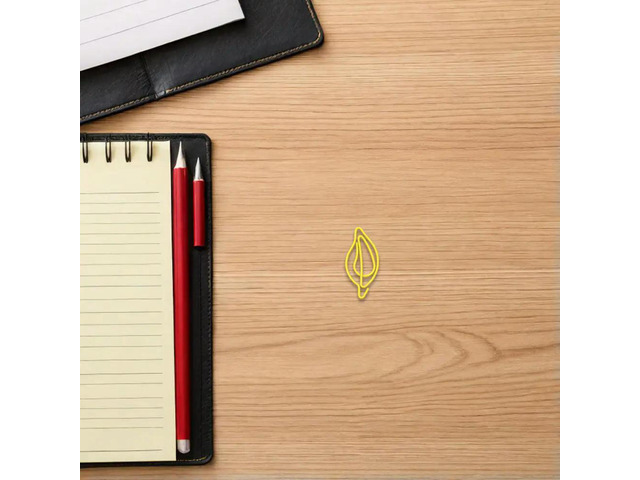 70Pcs Leaf Shaped Paper Clips l Clips Small Paperclip Bookmark for Office School Planner Scrapbooks File Documents Organizer