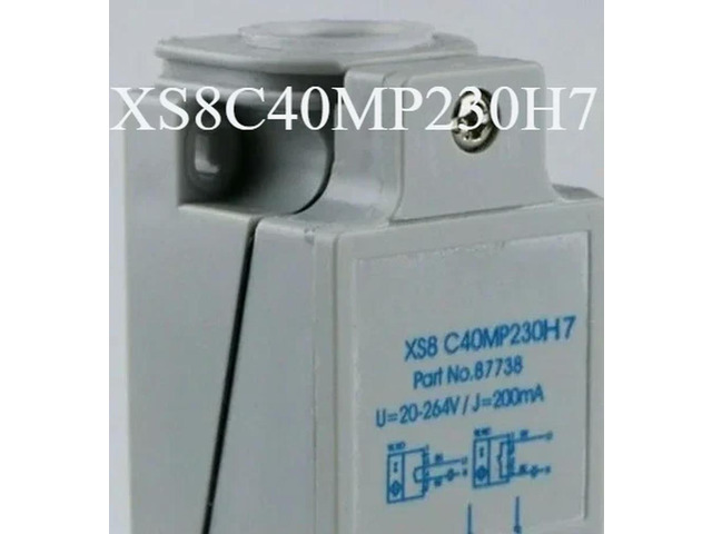 1PC XS8C40MP230H7 Proximity Switch 1pcs Fast delivery