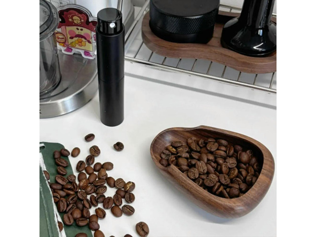 Coffee Bean Dosing Cup and Coffee Spritzer Set Coffee Bar Accessories Wooden Dosing Vessel/Single Dose Measuring Tray