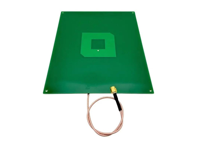 For Production Line Management Access Control System RFID PCB Antenna 6Dbi UHF 210X170x1.5 Mm SMA Male Connector