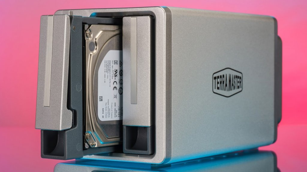 The TerraMaster F2-210 makes NAS easy | Newegg Insider