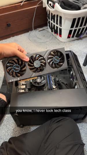 GIGABYTE GeForce RTX 4060 Ti WINDFORCE OC 16G Graphics Card GIGABYTE GeForce RTX 4060 Ti WINDFORCE OC 16G Graphics Card