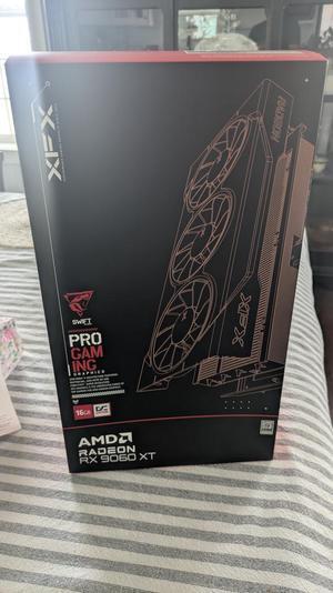 XFX SWIFT Radeon RX 9060 XT 16GB 128-Bit GDDR6 PCI Express 5.0 x16