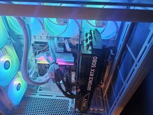 Cobratype Venom Gaming PC - Ryzen 9 9900X, RTX 5080, 360mm AIO